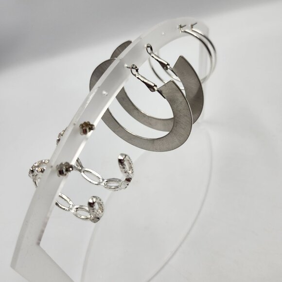 3 Pair - Silver Medium Hoop Earring Variety Package - Picture 6 of 6